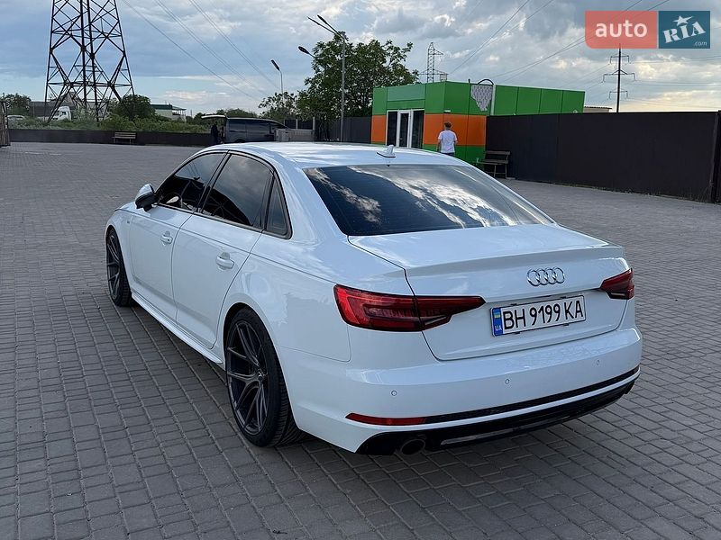 Седан Audi A4 2016 в Одессе