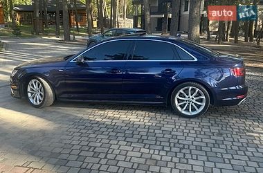 Седан Audi A4 2018 в Львові