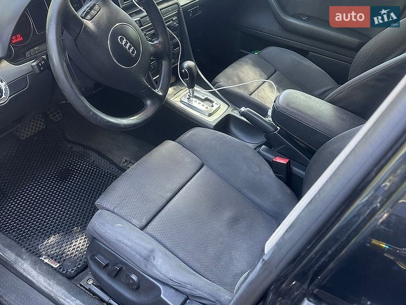 Универсал Audi A4 2004 в Брошневе