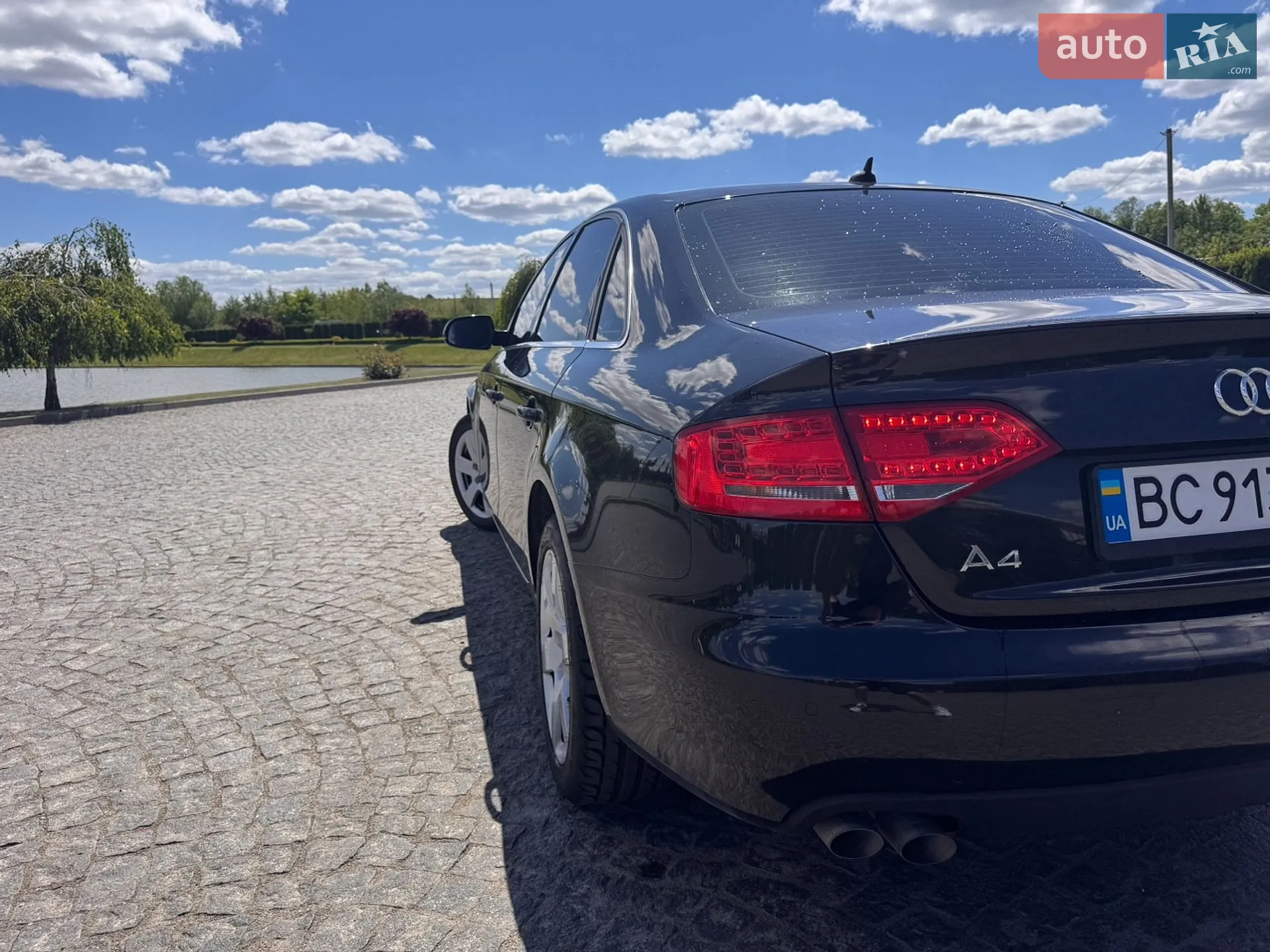 2011 Audi A4 - мініатюра 4
