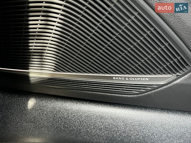 Седан Audi A4 2017 в Ровно