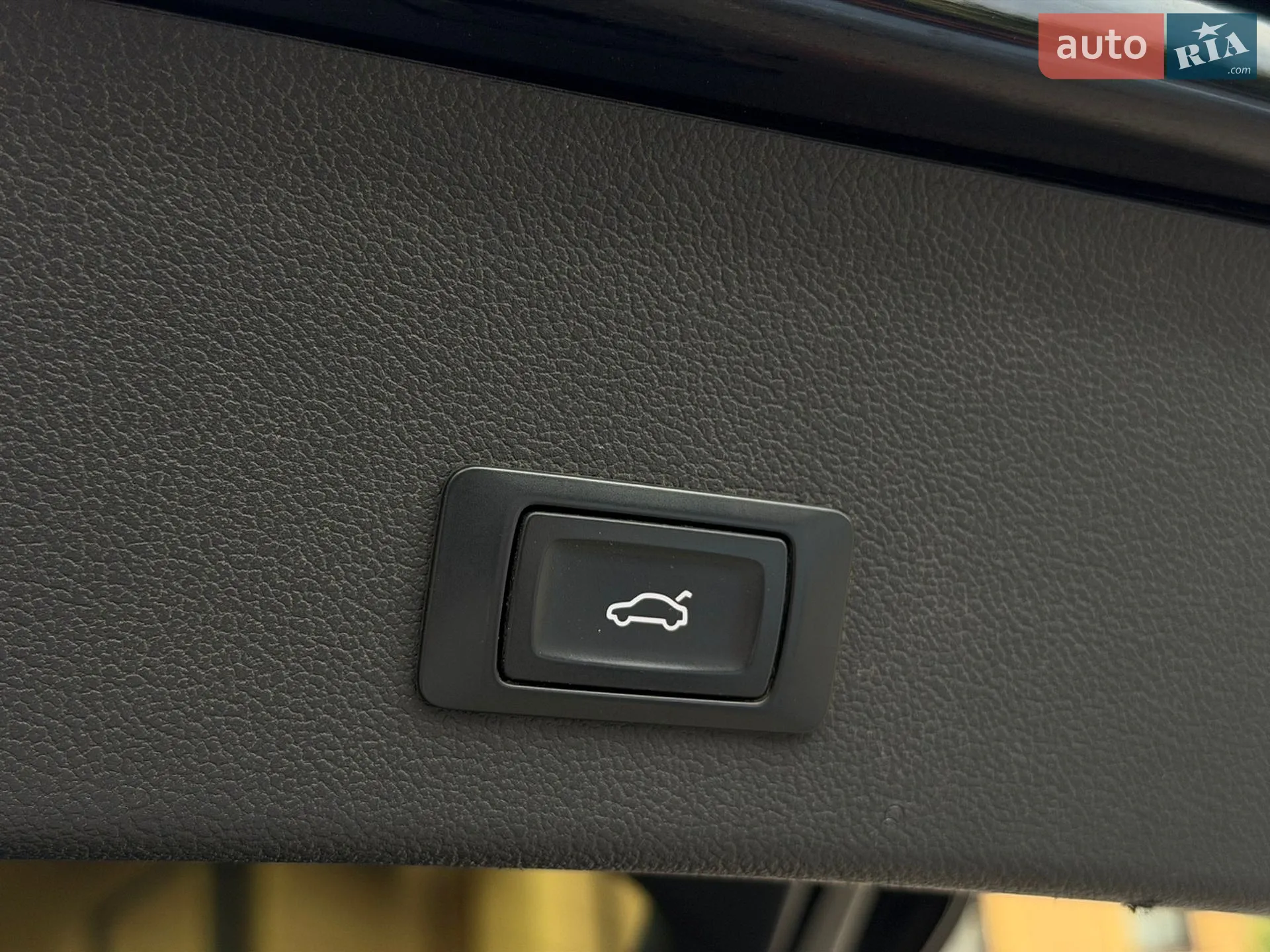 2015 Audi A4 - мініатюра 92