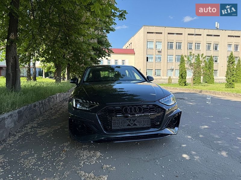 Седан Audi A4 2020 в Києві