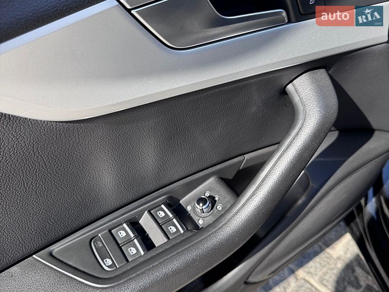 Універсал Audi A4 2018 в Коростишеві