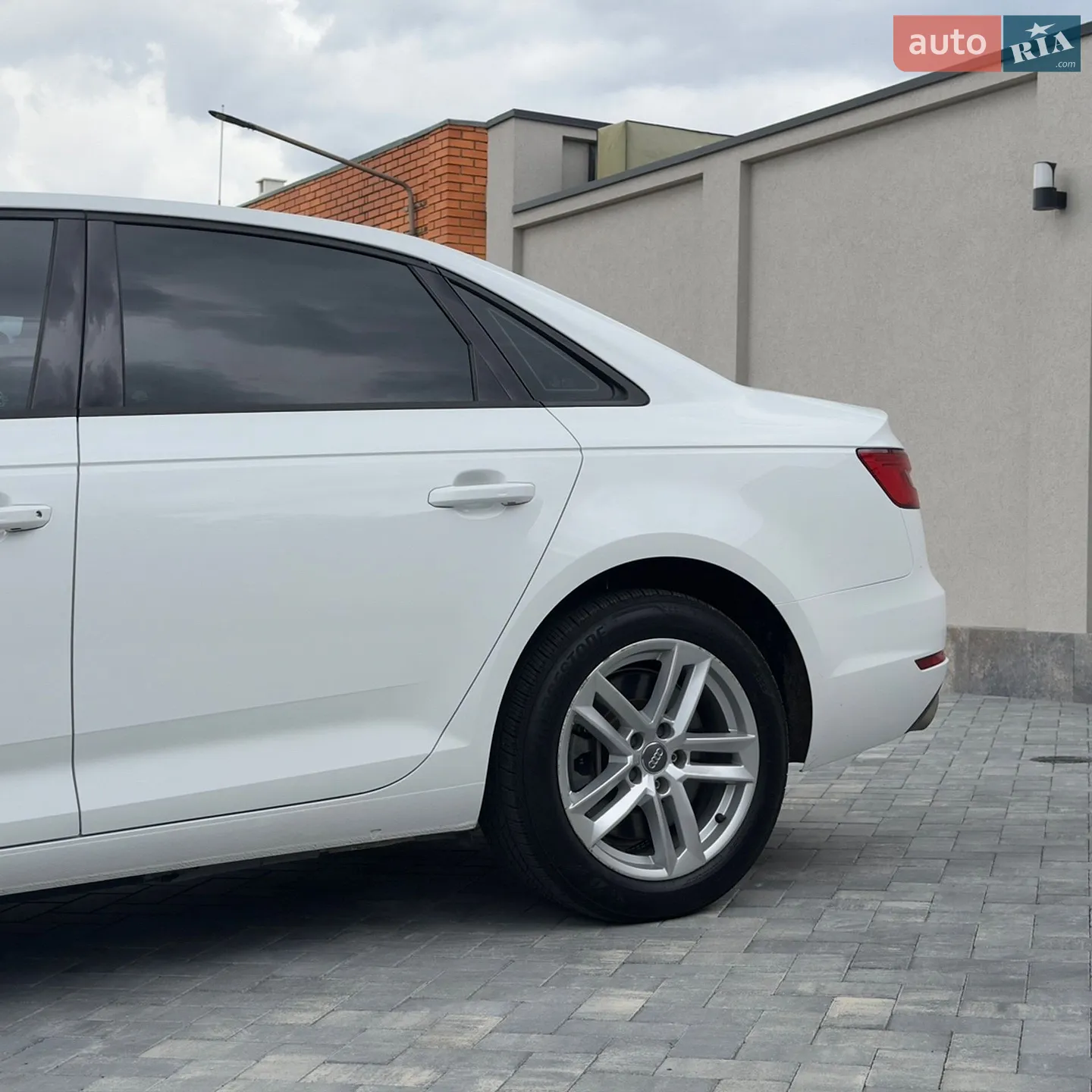 2017 Audi A4 - мініатюра 10
