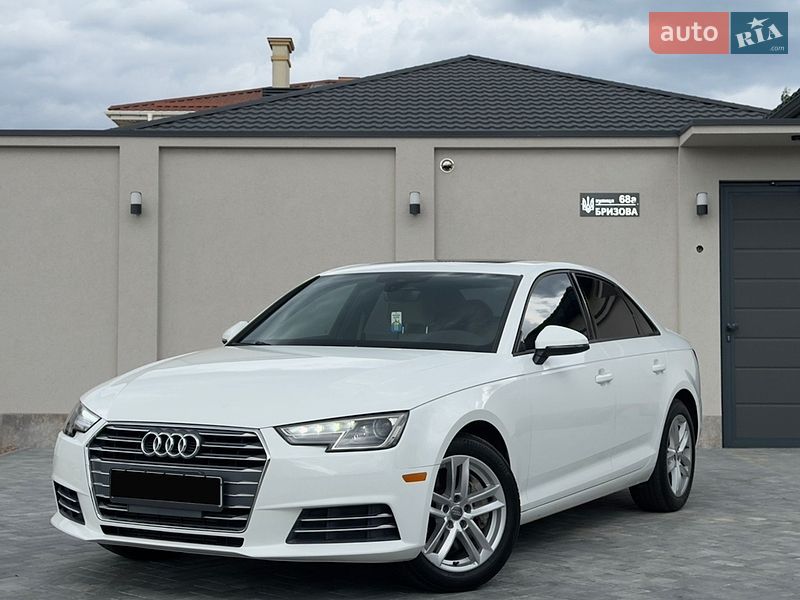 Седан Audi A4 2017 в Одесі