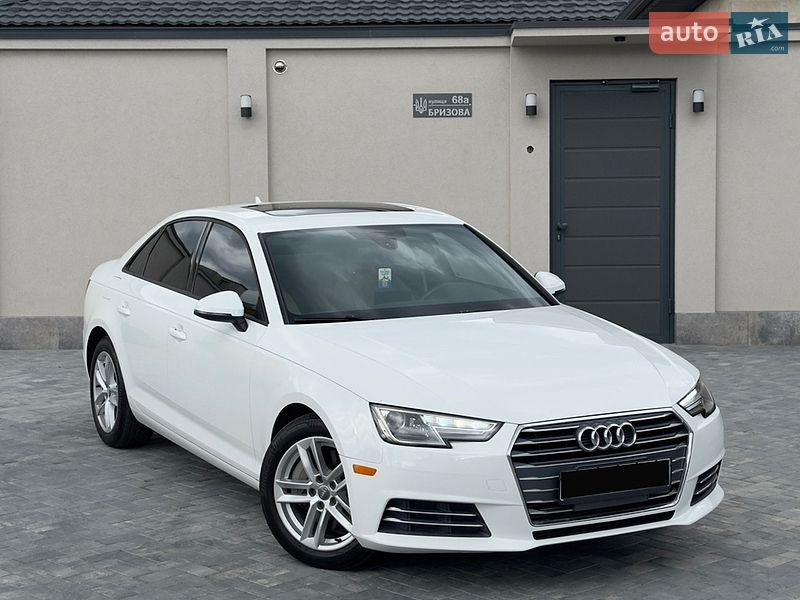 Седан Audi A4 2017 в Одесі