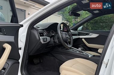 Седан Audi A4 2017 в Одесі