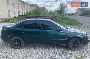 Седан Audi A4 1996 в Надвірній