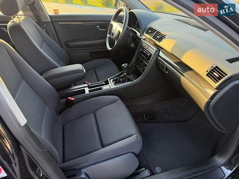 Универсал Audi A4 2003 в Сарнах