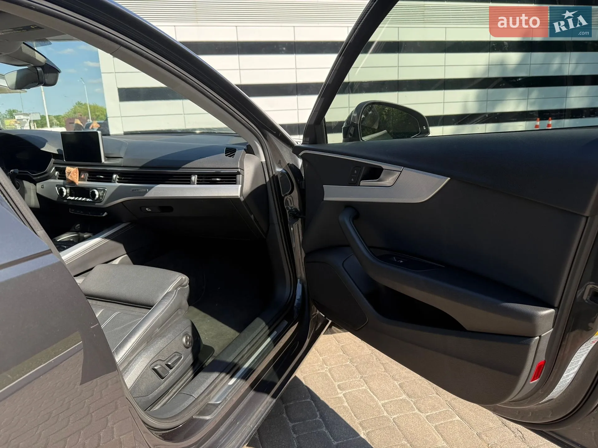 2015 Audi A4 - мініатюра 31