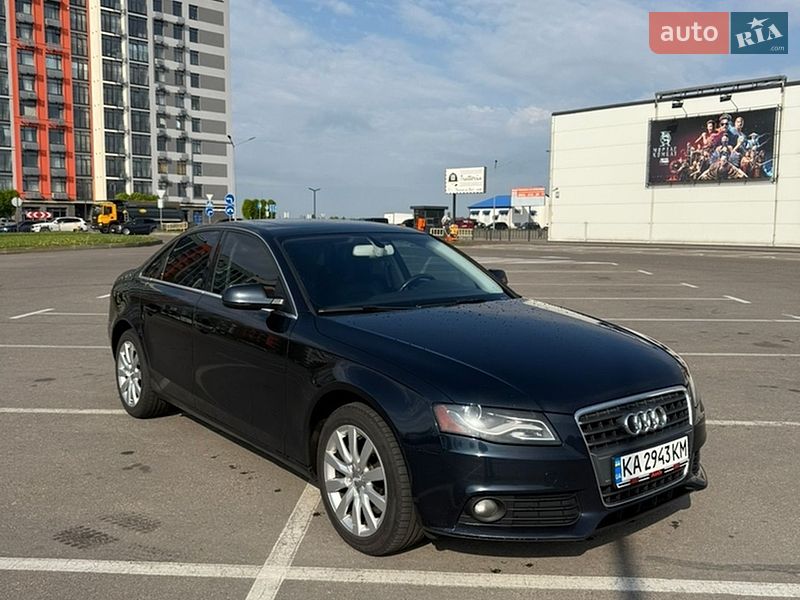 Седан Audi A4 2011 в Киеве