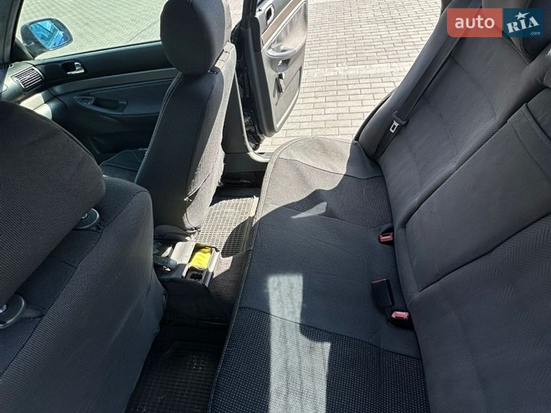 Седан Audi A4 1998 в Вінниці