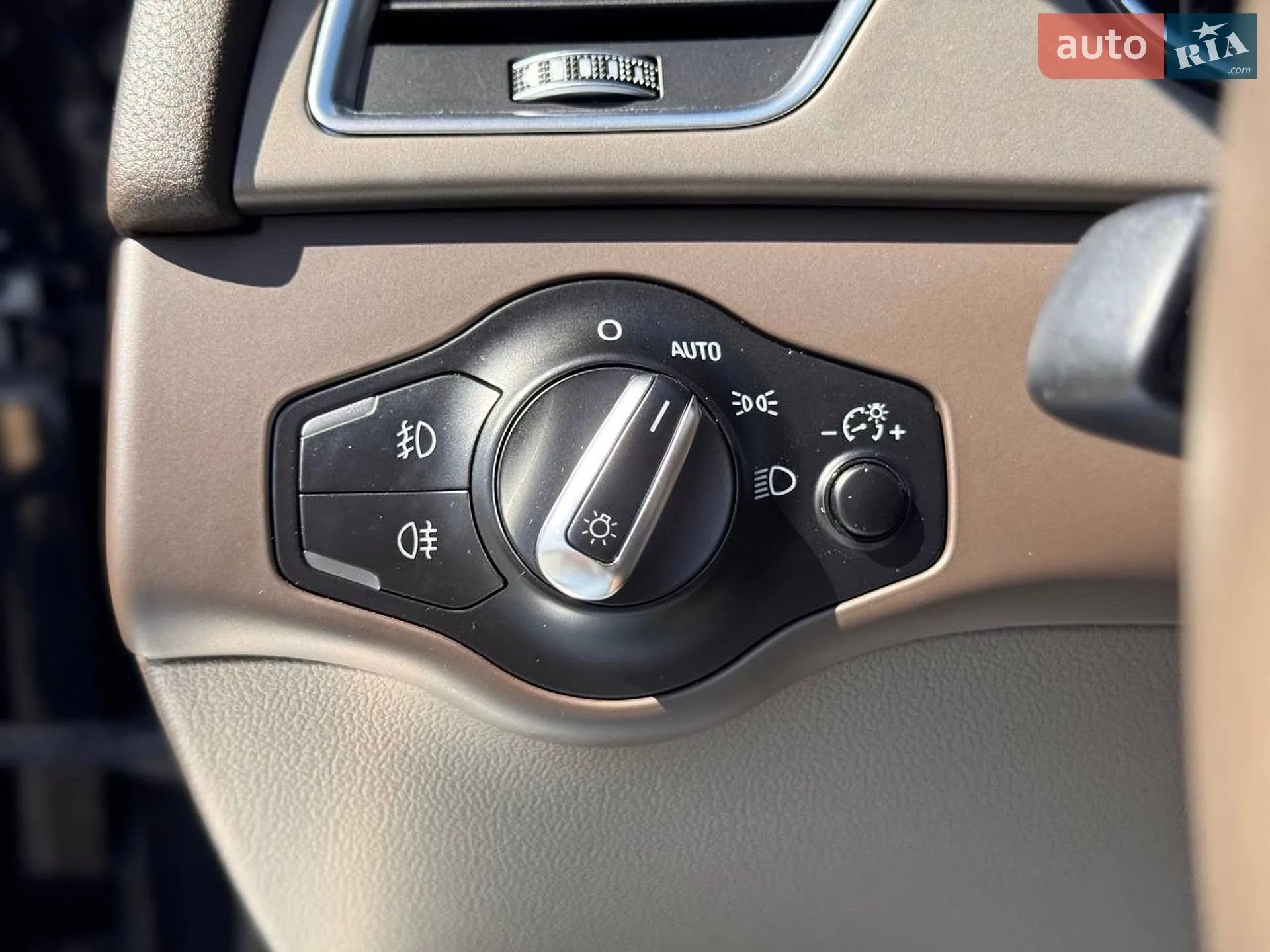 2014 Audi A4 - мініатюра 33