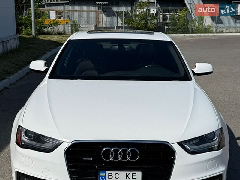 Седан Audi A4 2015 в Львові