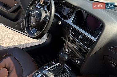 Седан Audi A4 2015 в Львові