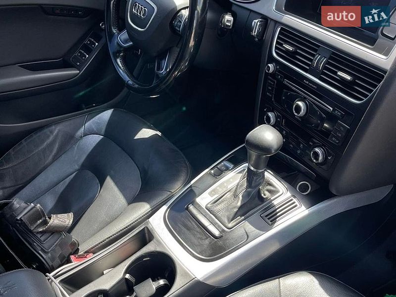 Седан Audi A4 2012 в Харкові
