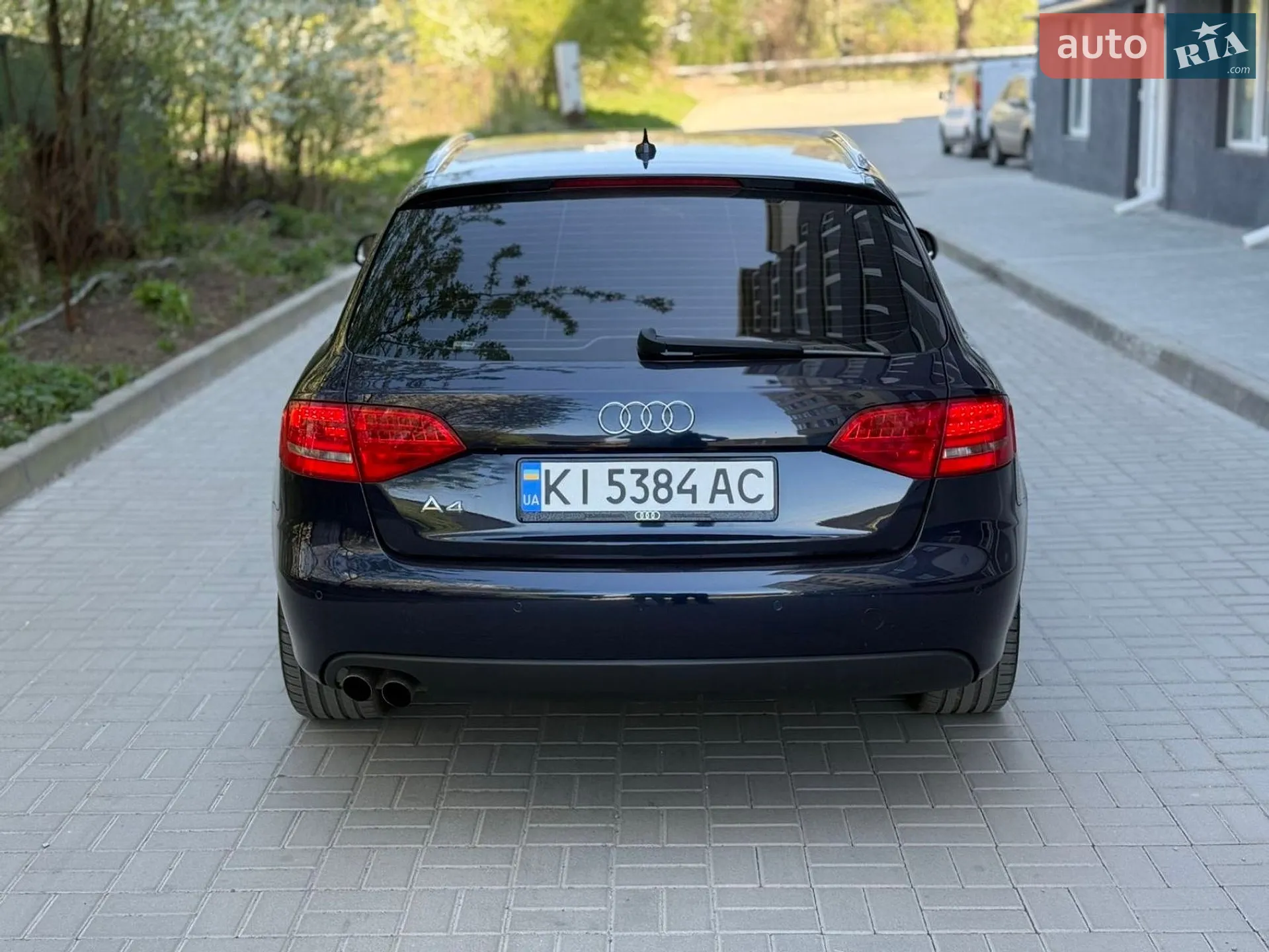 2010 Audi A4 - мініатюра 9