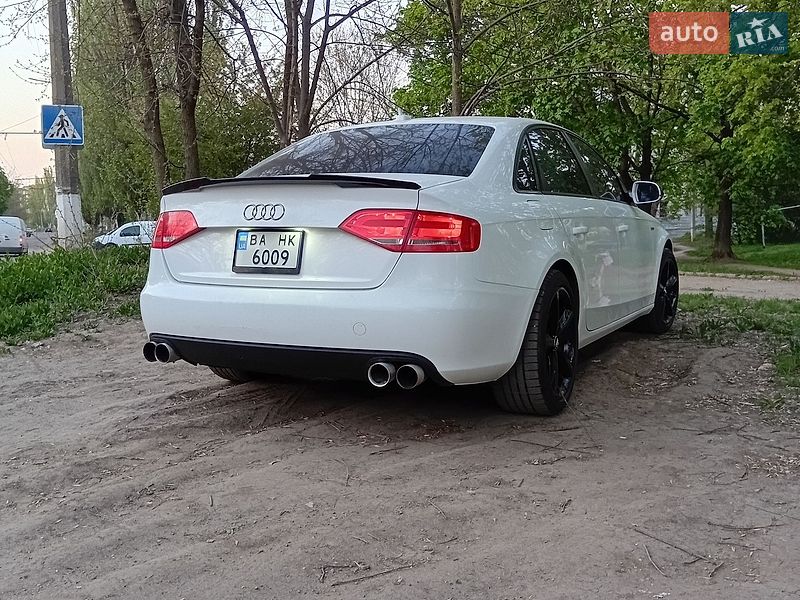 Седан Audi A4 2010 в Кропивницькому