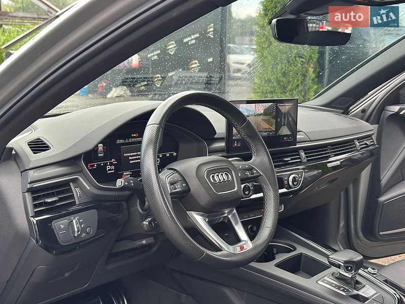 Седан Audi A4 2021 в Харькове