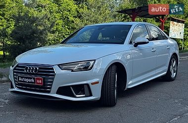 Седан Audi A4 2018 в Києві