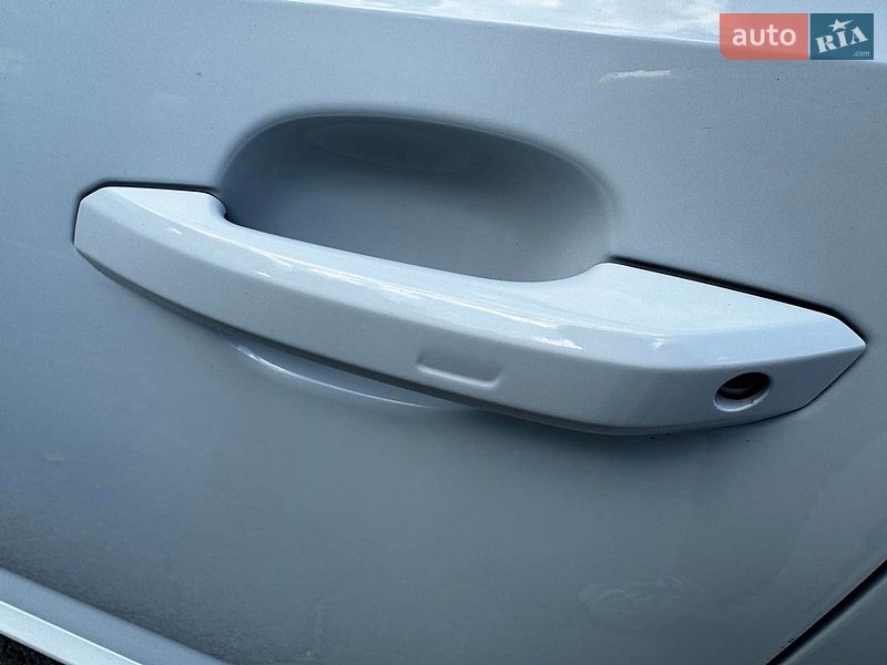 Седан Audi A4 2018 в Києві