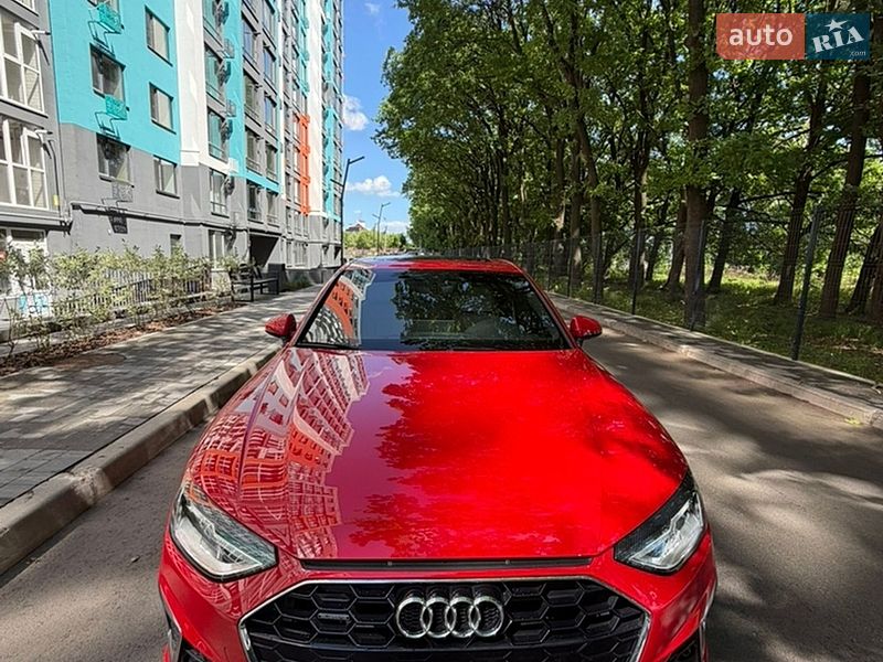 Седан Audi A4 2020 в Чернігові