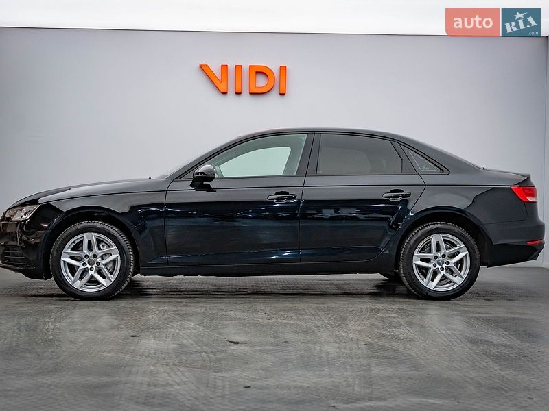 Седан Audi A4 2017 в Києві