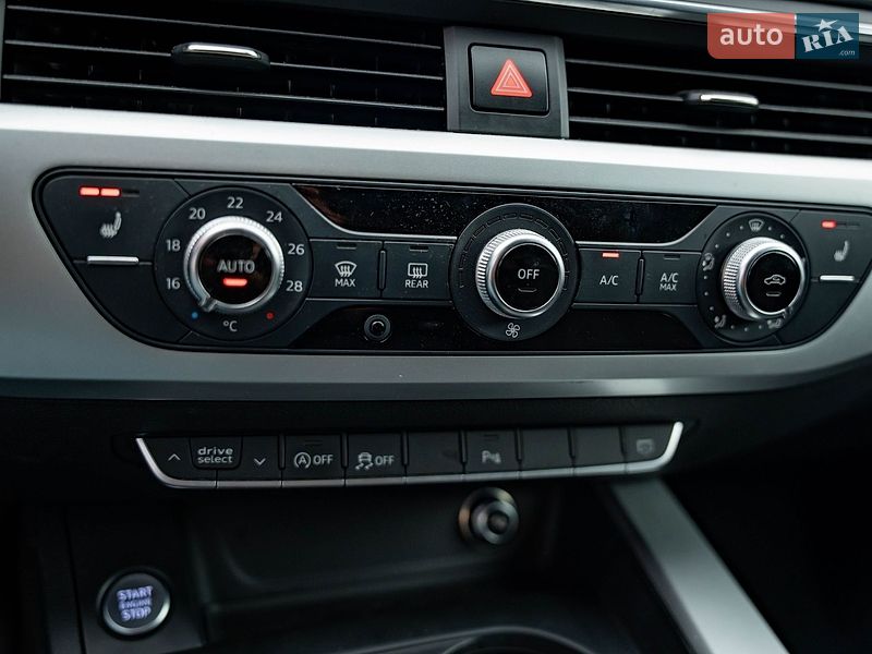 Седан Audi A4 2017 в Києві