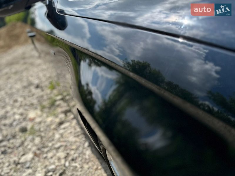 Седан Audi A4 2014 в Львові