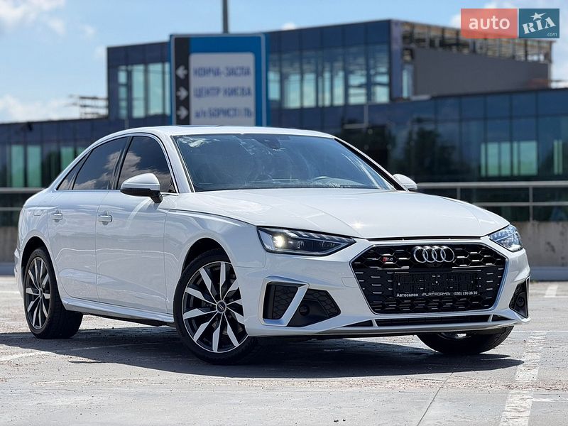 Audi A4 2022