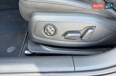 Седан Audi A4 2022 в Киеве