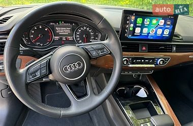 Седан Audi A4 2022 в Киеве