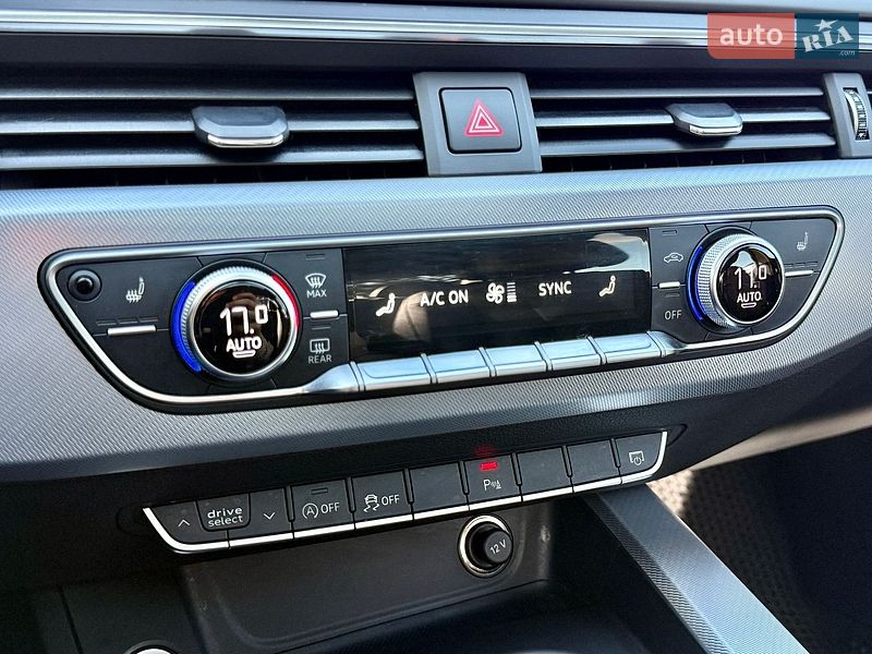 Седан Audi A4 2015 в Харькове