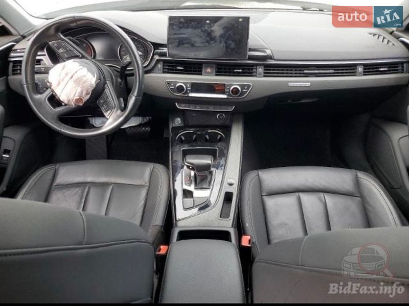 Седан Audi A4 2021 в Львові