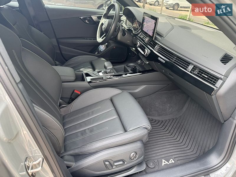 Седан Audi A4 2021 в Киеве
