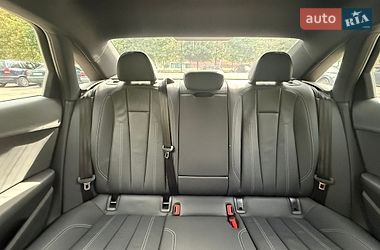 Седан Audi A4 2021 в Киеве