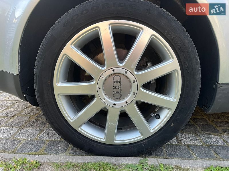 Седан Audi A4 2003 в Звягелі