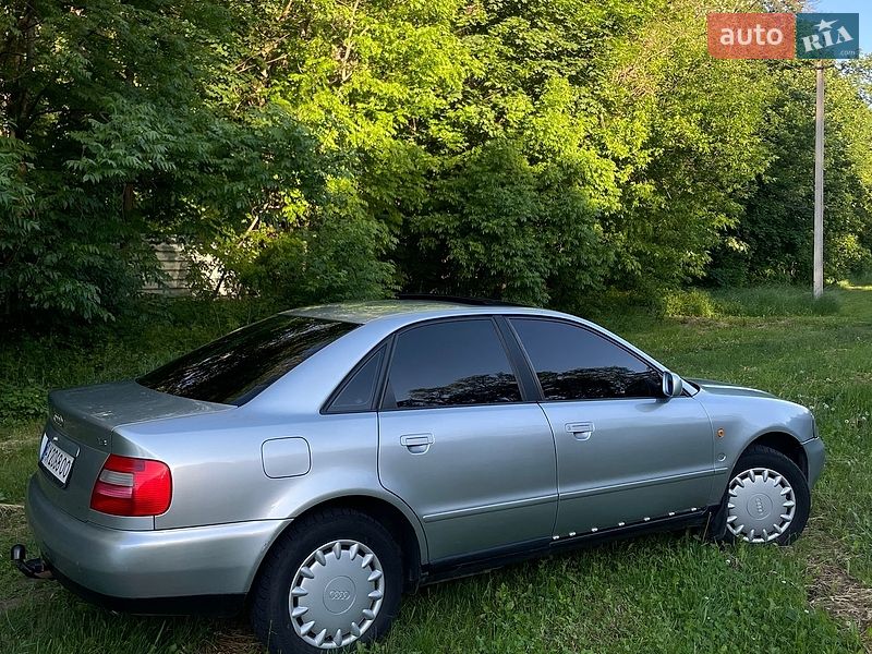 Седан Audi A4 1997 в Харкові