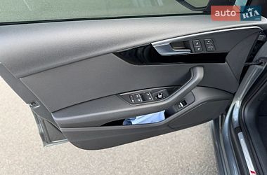 Седан Audi A4 2017 в Киеве