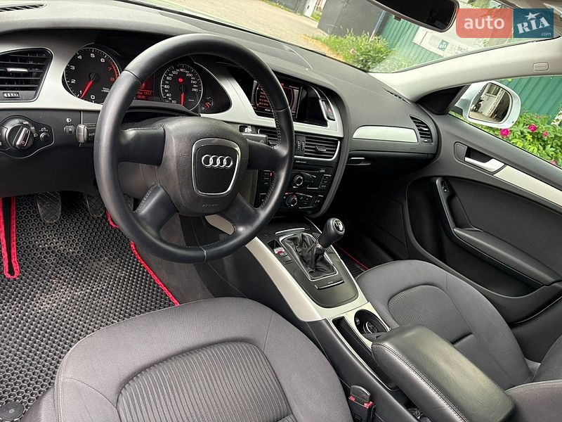 Седан Audi A4 2008 в Кропивницком
