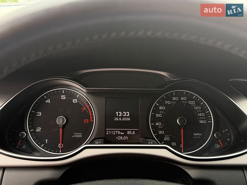Седан Audi A4 2014 в Запорожье