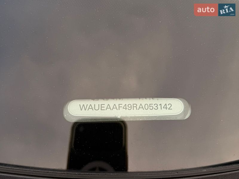 Седан Audi A4 2023 в Бучачі
