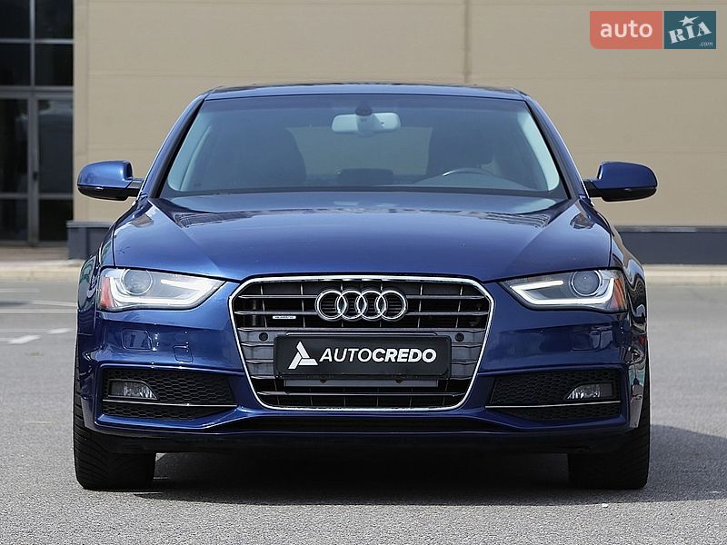 Седан Audi A4 2013 в Киеве