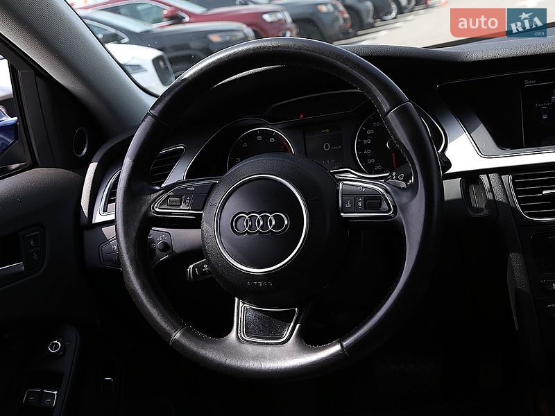 Седан Audi A4 2013 в Киеве