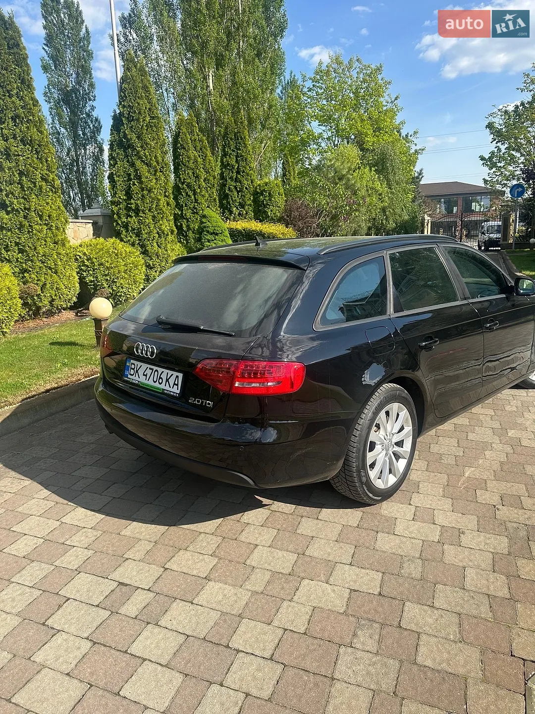 2011 Audi A4 - мініатюра 4