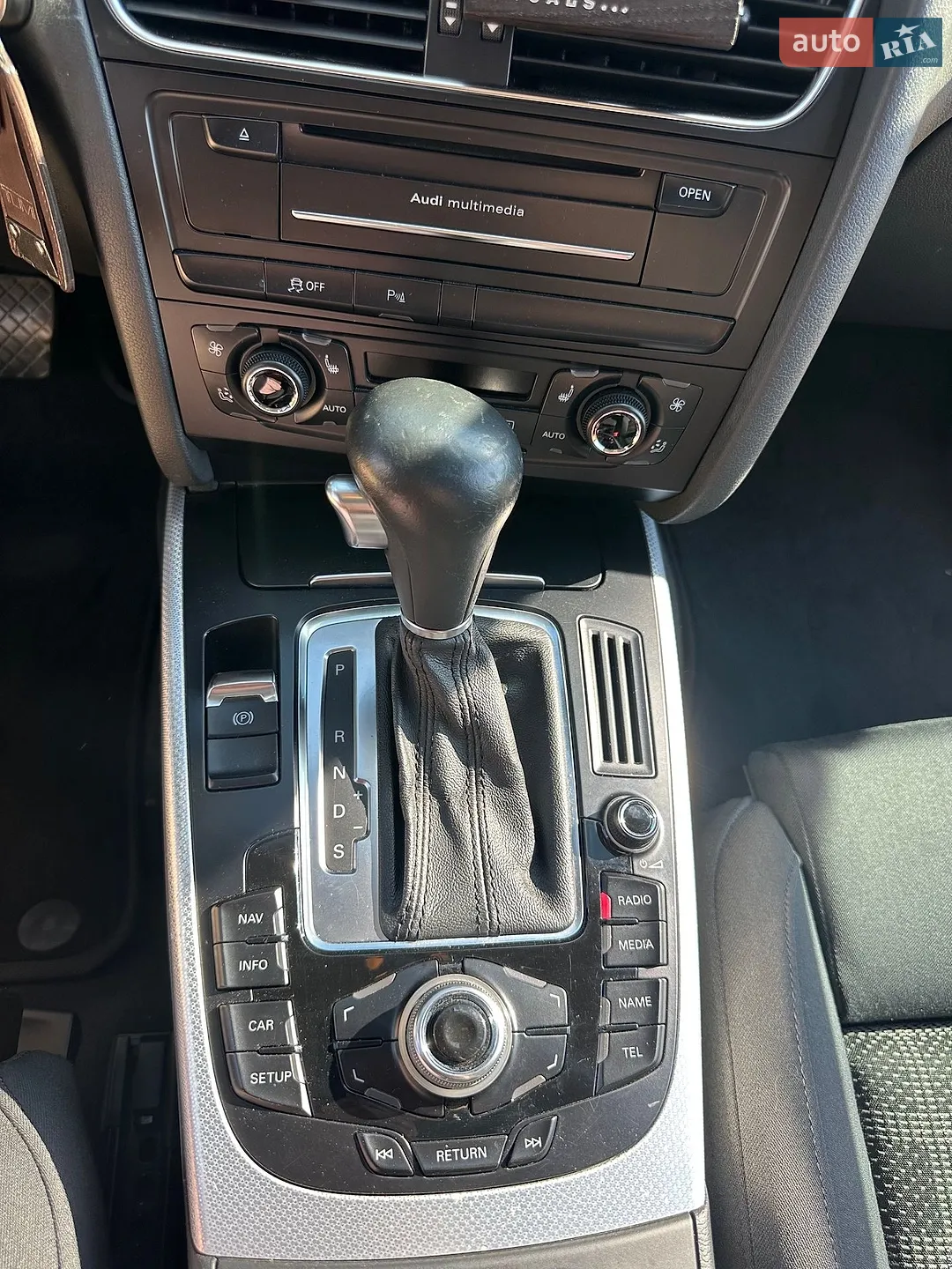 2011 Audi A4 - мініатюра 38