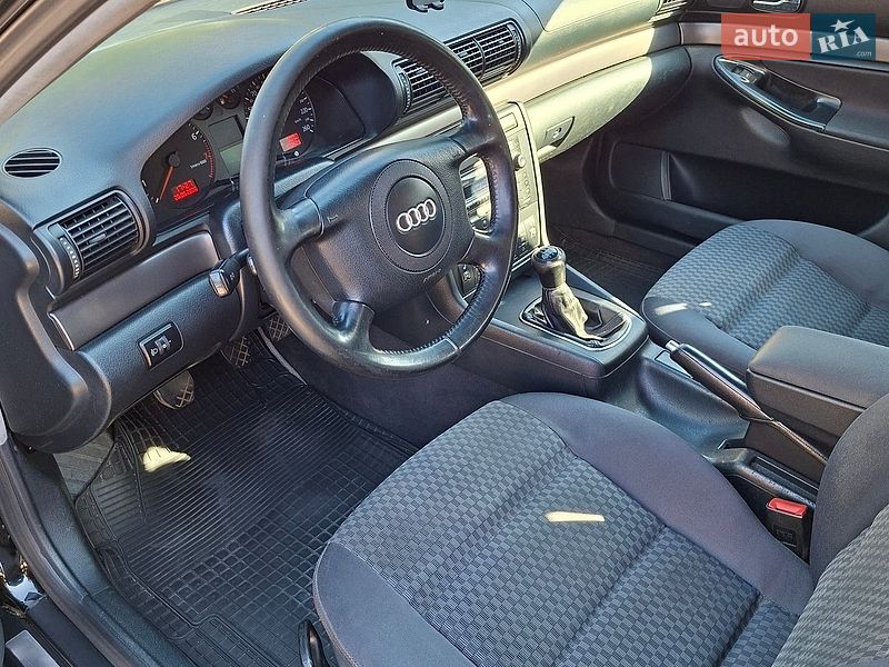Універсал Audi A4 1999 в Одесі