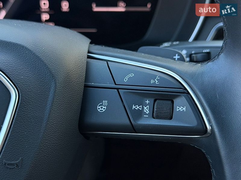 Седан Audi A4 2024 в Одесі