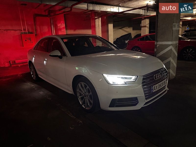 Седан Audi A4 2018 в Харкові